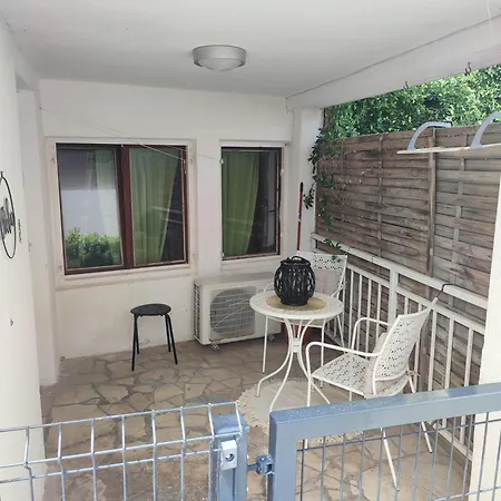 Sara Apartman Premantura